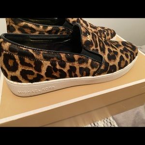 MICHEAL KORS SLIP ON